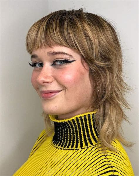 80s Hair Trends Making a Banging Comeback Now .